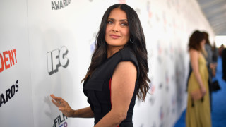 Подобно на много други актриси и Салма Хайек прекарва голяма част