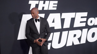 Актьорът от Бързи и яростни Тайриз Гибсън публикува в Instagram