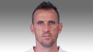 Помощник треньорът на Арда Веселин Минев получи наказание да не седи