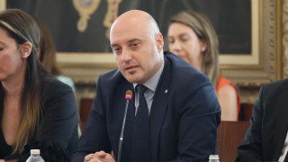 Правосъдният министър Атанас Славов се надява депутатите да спрат с
