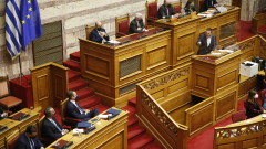 Гърция лиши трима крайнодесни депутати от мандати заради измама на избирателите
