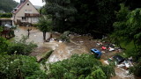  Най-малко 42 починали и десетки изчезнали при наводнения в Германия 