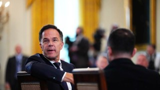 НАТО и Европейският съюз работят заедно в усилията си за