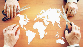 Геополитически блокове конкуриращи се идеологии технологична надпревара Върнахме ли се