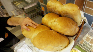 Масови нарушения при производството на хляб
