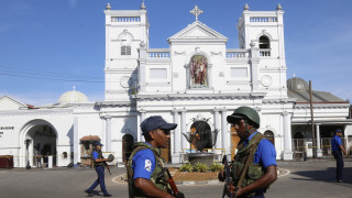 Посолството ни в Индия е във връзка с 12 българи в Шри Ланка