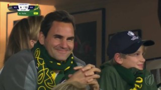 Бившият номер 1 в тениса Роджър Федерер беше на трибуните