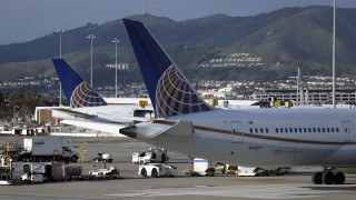 3000 служители на авиокомпанията United с положителен тест за коронавирус