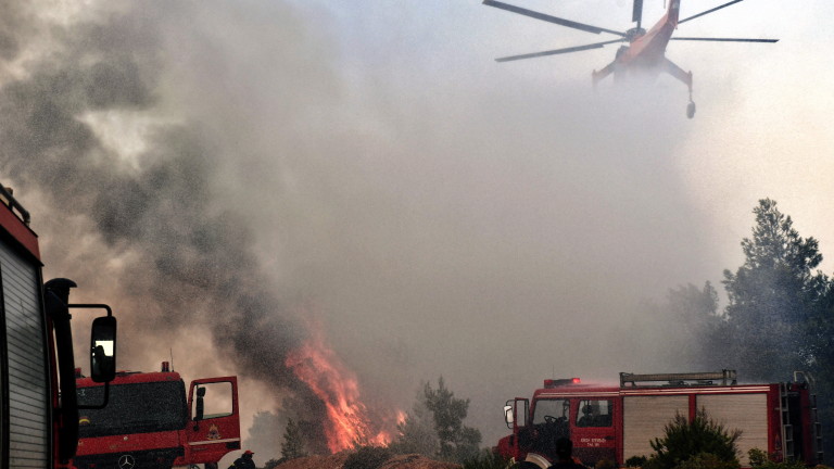 Нов пожар е избухнал в района на област Атика в