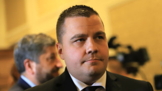 Въпреки че са готови на диалог с всички парламентарни формации