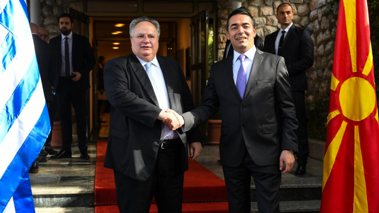 Външните министри на Македония и Гърция заявиха, че са постигнали