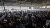  18 евакуирани от Газа българи и родственици се завърнаха в България 