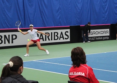 Елица Костова на полуфинал след успех 6:1, 6:0