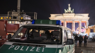Германската полиция съобщи че жена е починала след като е