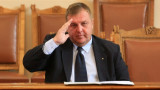  Каракачанов твърди, че няма лобизъм при изтребителите 