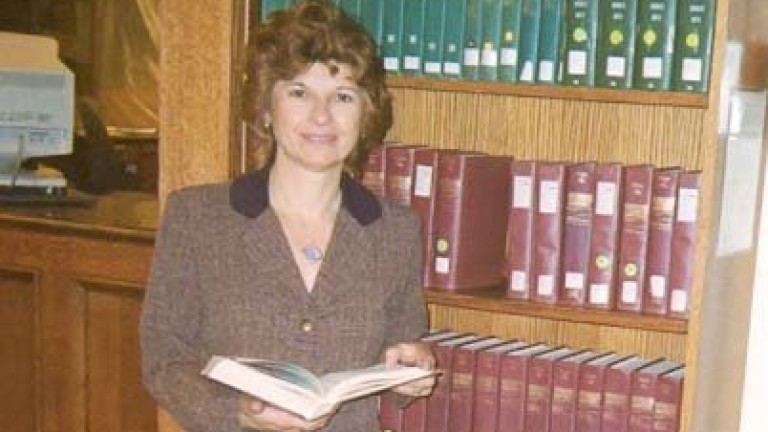 Проф. Лолита Николова: Написаното за комунизма в учебниците е престъпна фалшификация