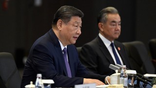 Китай изрази дълбока загриженост относно нарастващото напрежение в Близкия изток