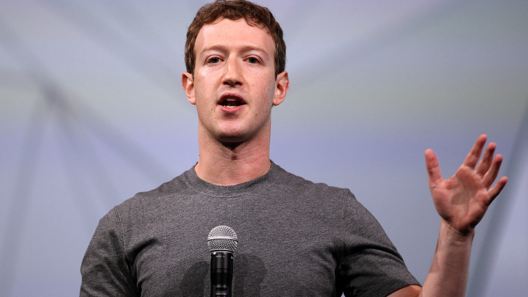Шефът на Facebook изгуби $3 милиарда само за ден