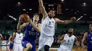 Анадолу Ефес надви Дарюшфака с 93 88 в турското дерби на