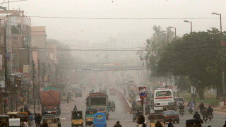 Най малко седем души са загинали а 16 са пострадали при