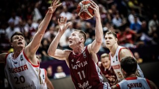 Латвия нанесе първа загуба на Евробаскет 2017 на Русия и