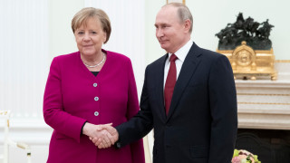 Започна срещата между Меркел и Путин в Москва