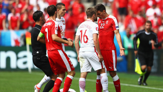 Швейцарският национал Фабиан Шер ще играе на Острова Футболистът сключи