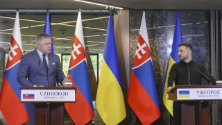 Зеленски пред Фицо: Украйна разчита на подкрепата на Словакия 