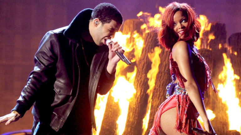 Риана и Дрейк окупираха върха на Билборд (ВИДЕО)