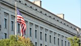 САЩ изтегля част от служителите си от посолството в Украйна