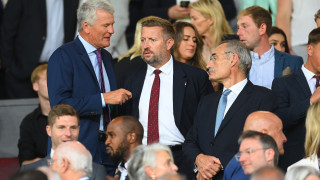 Изпълнителният директор на Манчестър Юнайтед Ричард Арнолд ще напусне клуба