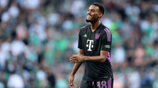 Ливърпул финализира трансфера на нидерландския полузащитник Райън Гравенберх от Байерн