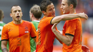 Холандия с първи успех в Група „А"