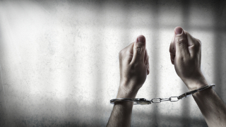 В София задържаха 18 годишният който съобщават от МВР Сигналът за престъплението