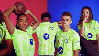 От Барселона показаха третия екип който е в нетрадиционния за