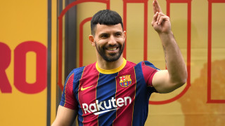 Барселона обяви името на футболистите с които заминава за Германия