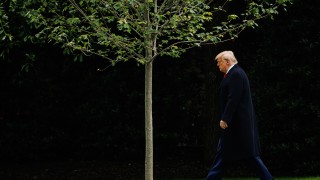 Изтребител на американските военновъздушни сили прихвана граждански самолет който бил