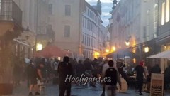 Фенове на Левски направиха погром в Словакия, биха се с ултраси на Аякс и Краковия (ВИДЕО)