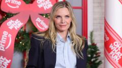 На 67 и сияеща: Мишел Пфайфър е неподвластна на времето