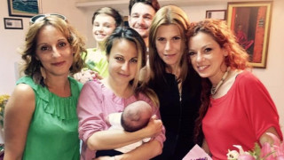 Журналистката Мария Цънцарова показа бебето си