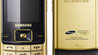 Руснаците със златни телефони в Пекин