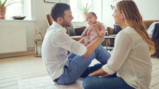 Родителството си остава голяма отговорност но не може да се