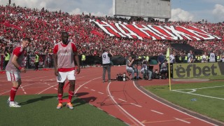 Грозни сцени се разиграха по време на почивката на финала