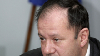Миков не изключва сделка ГЕРБ-ДПС
