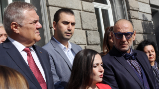 Референдумът на Слави бил възможност да се свика Велико народно събрание, убеждава Дилов-син