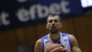 Шампионите от Левски Лукойл продължават победния си ход в НБЛ