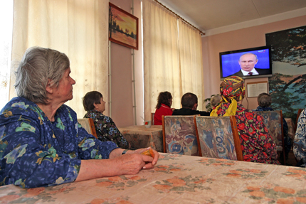 Спряха украинските телевизии в Славянск - пускат руски