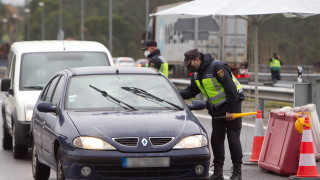Всеки който пресича сухоземната граница от Франция в Испания ще