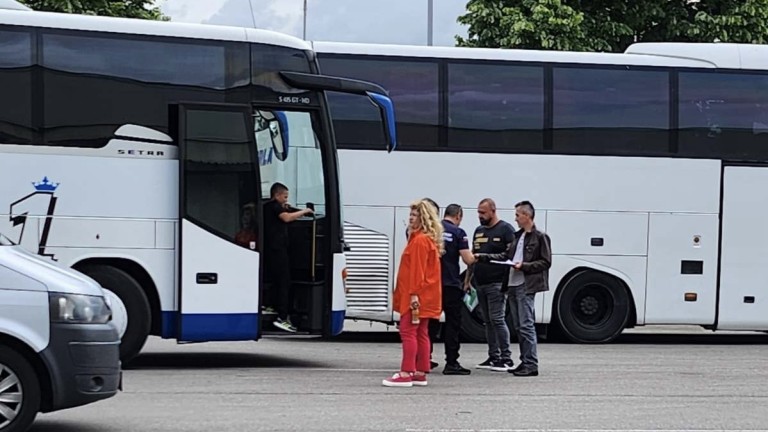 Вчера провериха 2 автобуса, пътуващи от Турция, като част от