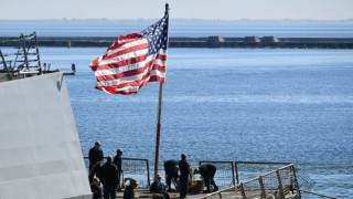 Силите на Съединените щати и Обединеното кралство нанесоха удари по
